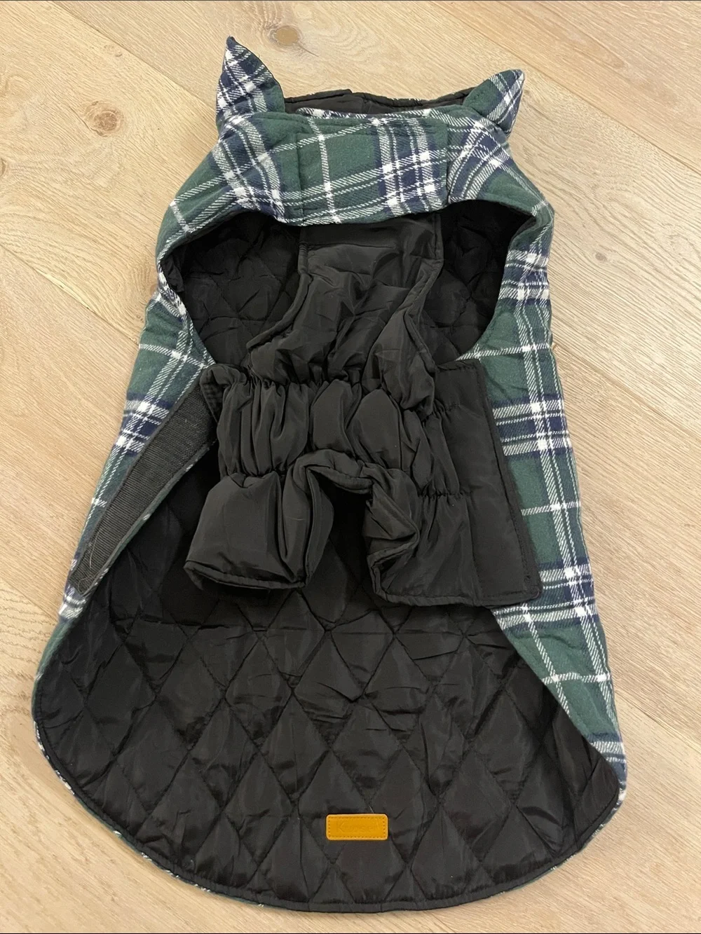 Kuoser Green Plaid  Dog Coat with Black Quilted Lining - Reversible NWT